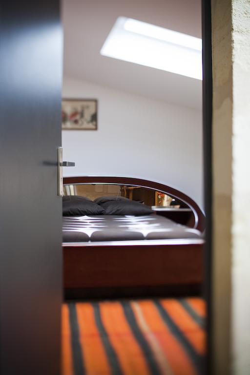 Une Chambre Chez Dupont Bordeaux Zimmer foto